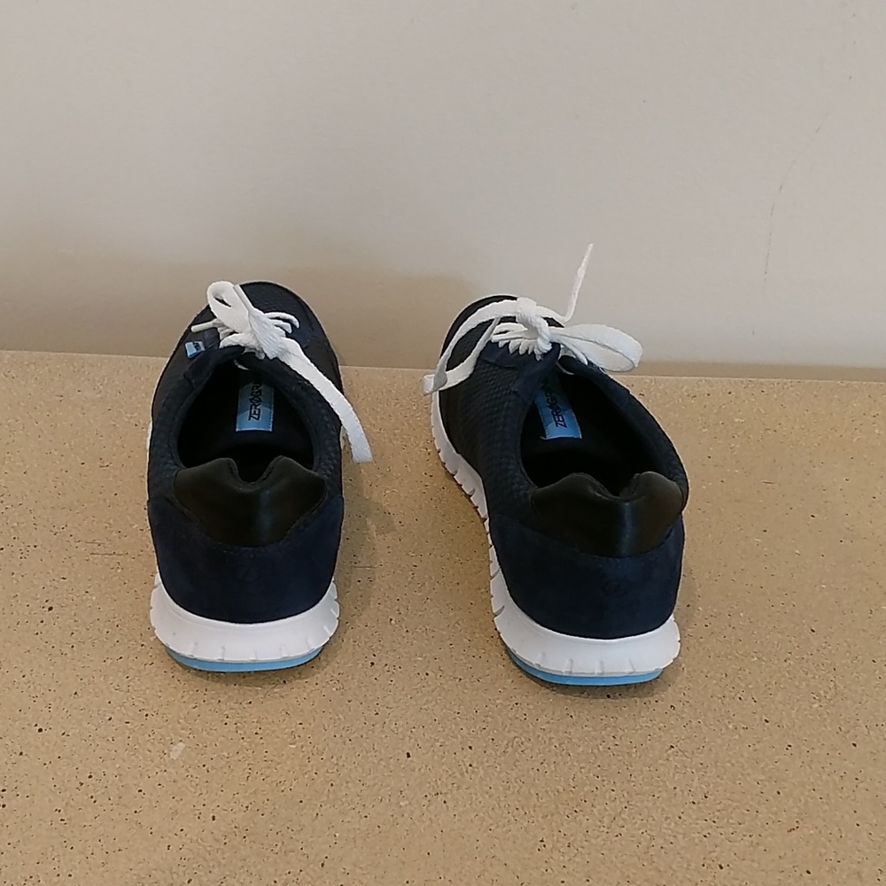 Cole Haan Sneaker - Picture 3 of 5